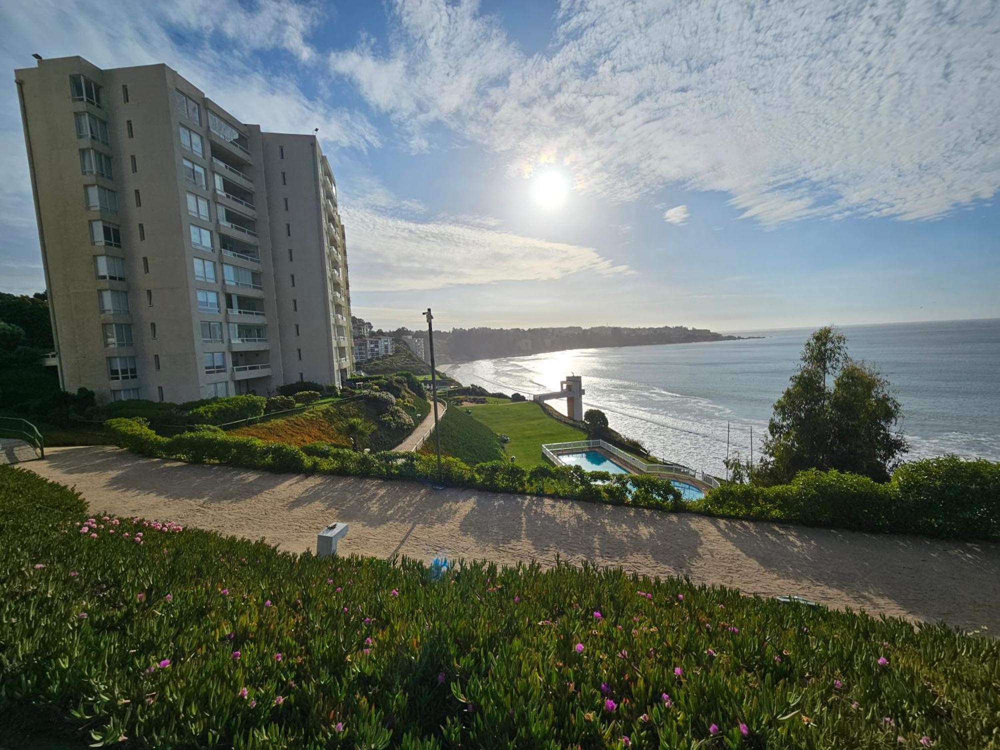 Oceana Suites Costa Quilen *
